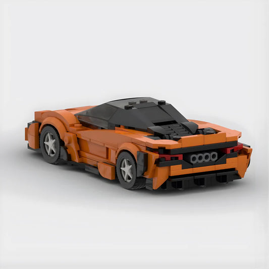 McLaren 765